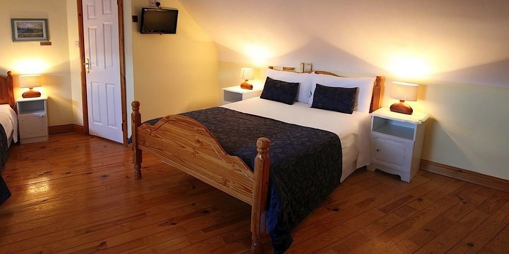 Mccarthy'S Lodge B&B ウェストポート エクステリア 写真