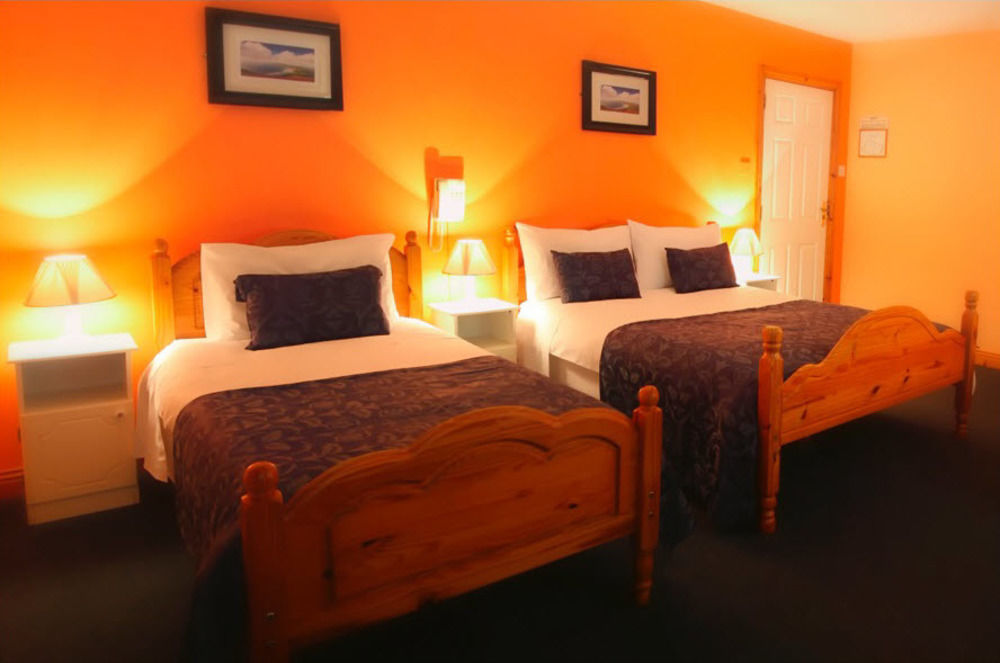 Mccarthy'S Lodge B&B ウェストポート エクステリア 写真